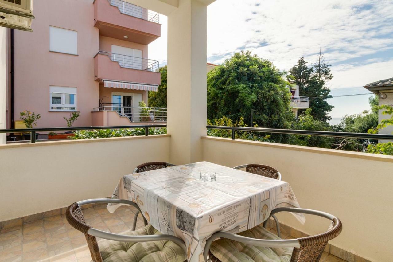 Apartments Tonka Near Beach And Sea Пула Экстерьер фото